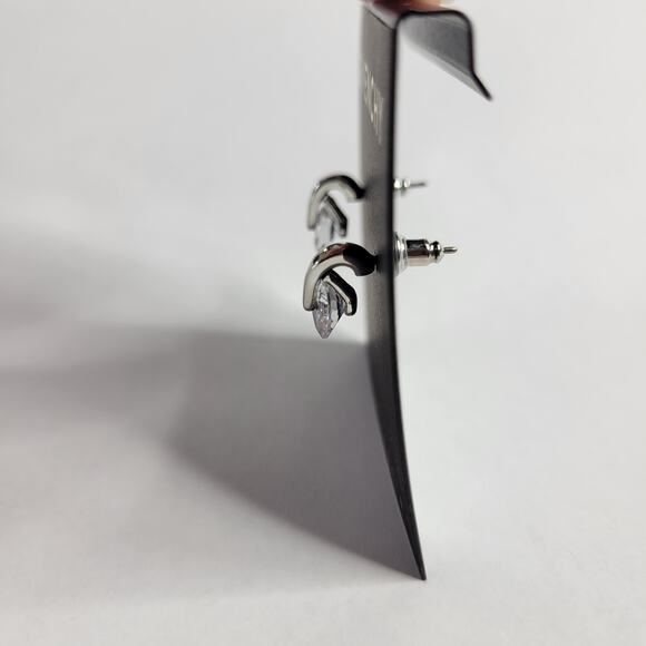 Givenchy Earrings, Crystal Accent Cubic Zirconia Classic Vintage Inspired NEW - Picture 6 of 7